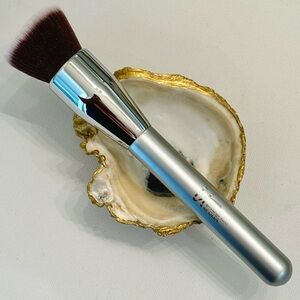 ULTA It Makeup Foundation Brush